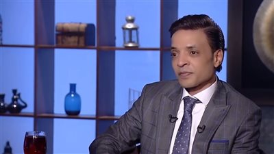 بعد بكائه.. مي كساب تعلق على ظروف طارق الشيخ الصعبة