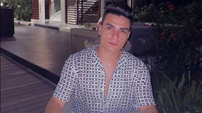 البلوجر أحمد عصام يفاجئ الجمهور بجلسة تصوير من المالديف في رمضان | صور