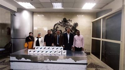 جمارك مطار سوهاج تحبط تهريب 6 شيش إلكترونية