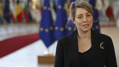 كندا تستدعي سفير روسيا بسبب 