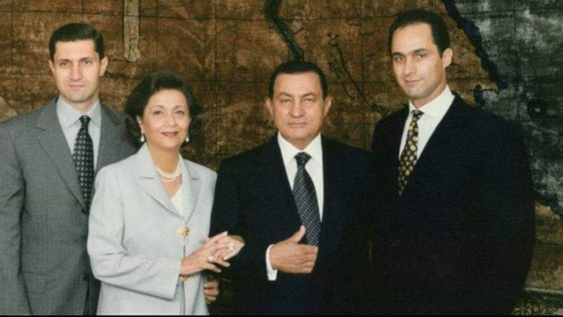 الرئيس الراحل حسني
