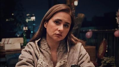 نيللي كريم تعتذر لسيدة بسبب مسلسلها فاتن أمل حربي