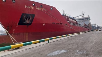 شحن 6500 طن صودا كاوية وتداول 26 سفينة بموانئ بورسعيد | صور 