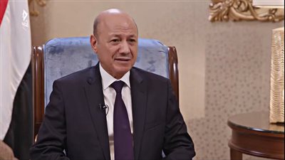 رسائل رئيس مجلس القيادة اليمني من الاتحادية.. السيسي ملهم لنهضة عربية حديثة 