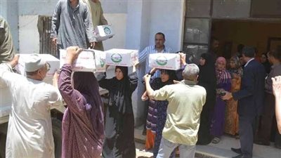 توزيع 850 كرتونة رمضان على أهالي أم خنان بالجيزة