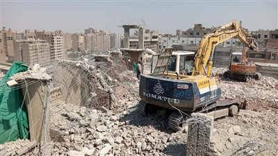 رفع 88 طن مخلفات وإزالة تعديات بهضبة الهرم