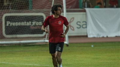 فحص طبي لمحمد هاني لتحديد موقفه من مباراة المصري