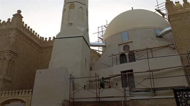 أعمال ترميم مسجد