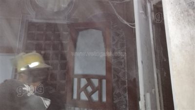 إخماد حريق نشب في غرفة ملحقة بمسجد اليماني بالمحلة | صور