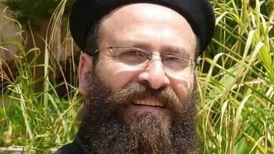 بعد إيداعه بمستشفى الأمراض النفسية.. سيناريوهات محاكمة المتهم بقتل القمص أرسانيوس