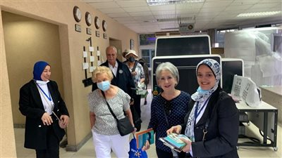 هيئة تنشيط السياحة تستقبل 498 سائحا قادمين علي متن سفينة نرويجية