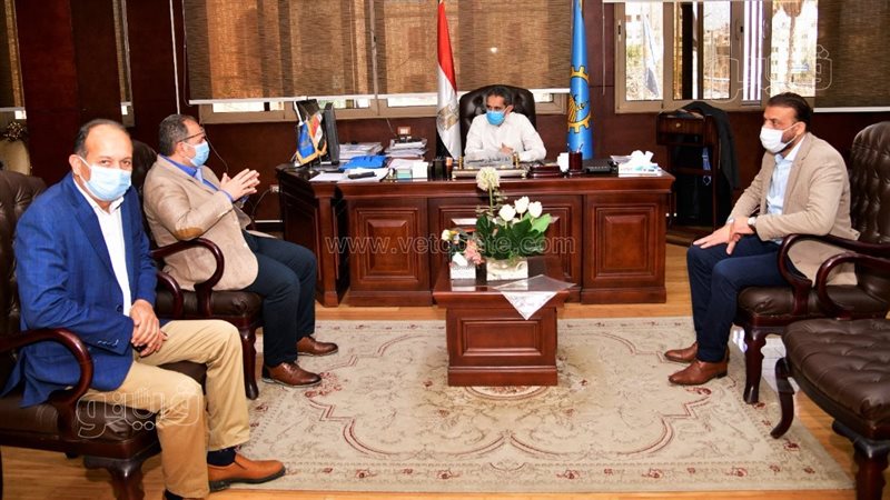 محافظ الغربية والنواب