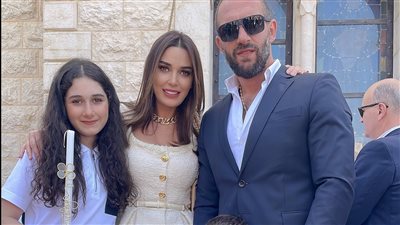 سيرين عبد النور تحتفل بعيد الشعنينة مع أسرتها