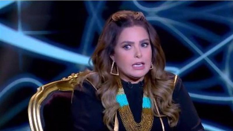 الفنانة صابرين
