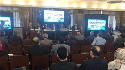 وزير التنمية المحلية يكشف خطة القضاء على الأسواق العشوائية