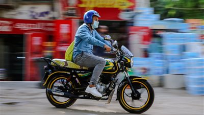  أوبر تطلق مبادرة لتقديم خوذ مجانية لسائقي الاسكوتر