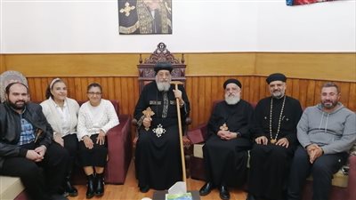 للتعزية.. البابا تواضروس يستقبل أرملة كاهن الإسكندرية أرسانيوس وديد