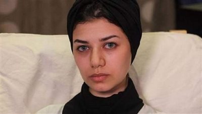 الفاشينيستا السعودية نجلاء عبد العزيز تكشف حقيقة خطوبتها