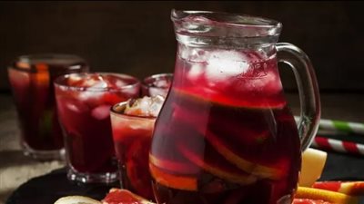 تفسير حلم الشربات في المنام وعلاقته بشفاء المريض وزوال الهم 