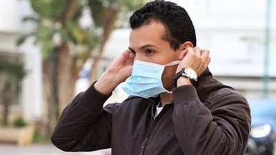  طبيب مناعة ينصح بضرورة إرتداء الكمامة في هذه الحالات (فيديو) 