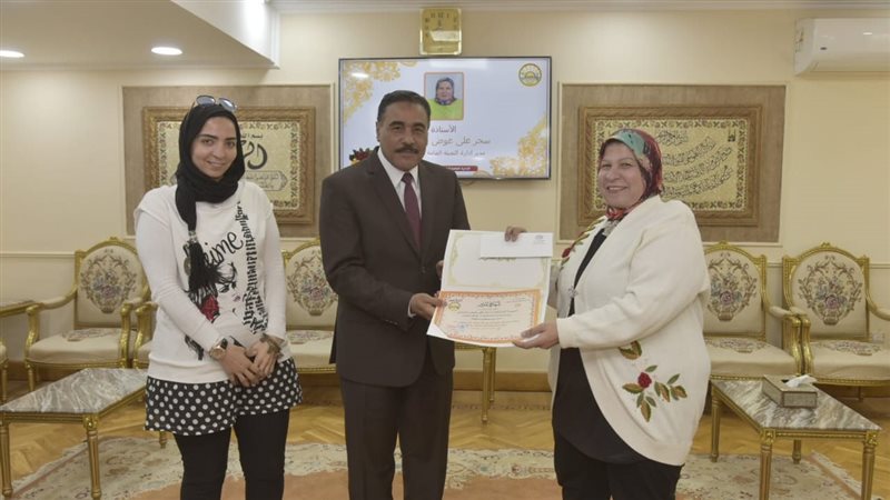 محافظ مطروح يشهد