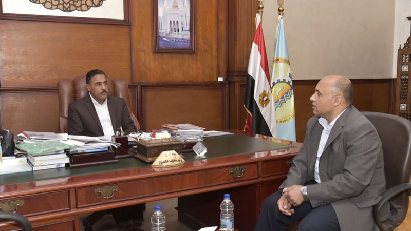 محافظ مطروح يعتمد