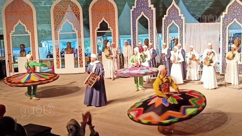 عرض التنورة التراثية