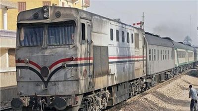 مصرع مسن صدمه قطار أثناء عبوره من مكان غير مخصص لعبور المشاة بالمحلة