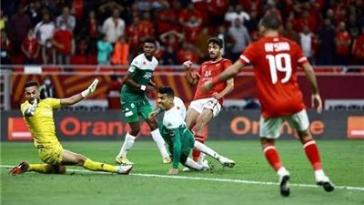 هل يوافق اتحاد الكرة على طلب الأهلي باستقدام حكام أجانب؟