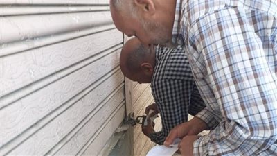 محافظ الفيوم يصدر قرارا بالتحفظ على شاحنة ومخزن سلع غذائية