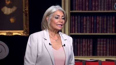 هل شاركت سوسن بدر فى مشاهد جريئة.. الفنانة تجيب| فيديو