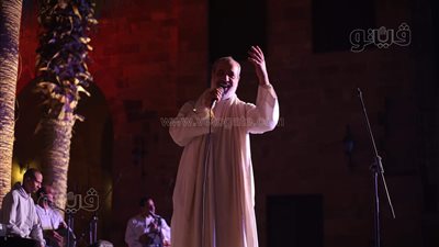 عامر التوني يتألق في حفل المولوية والإنشاد الديني بقصر الأمير طاز | فيديو