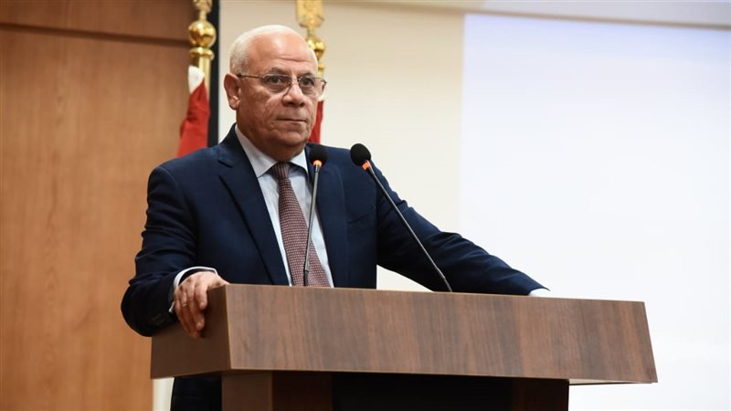 محافظ بورسعيد اللواء