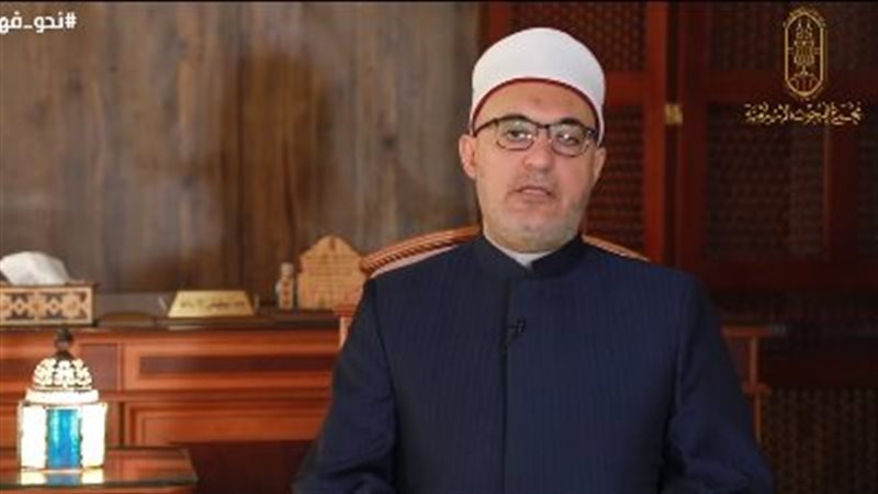 الدكتور نظير عياد