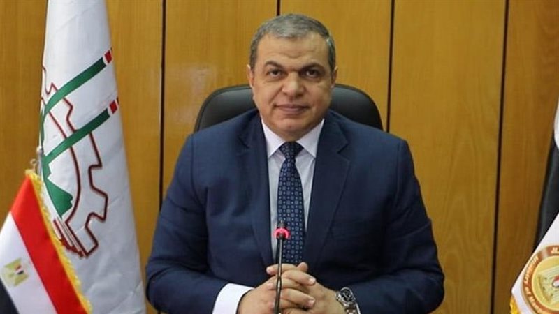 وزير القوى العاملة