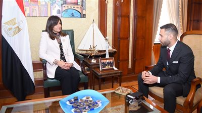وزيرة الهجرة: المصريون بالخارج يضربون أروع الأمثلة في تعزيز الصورة الذهنية للدولة