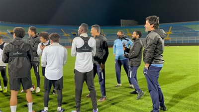 بعد توليه قيادة منتخب مصر.. لاعبو بيراميدز يحتفلون بايهاب جلال| صور