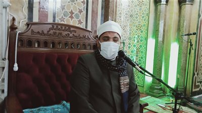 شعائر صلاة التراويح من مسجد المرسي أبو العباس في الإسكندرية|فيديو