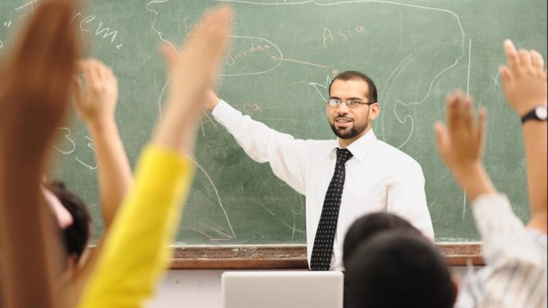 تفسير رؤية المدرس