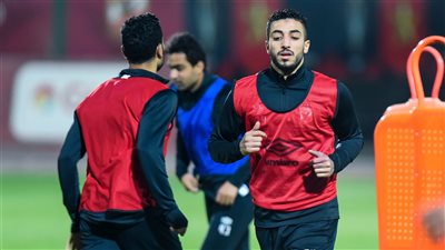 مران الأهلي: ٣٠ دقيقة بدنيًّا.. موسيماني يجتمع مع الجهاز الفني وتقسيمة قوية للاعبين