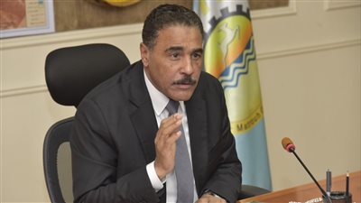 محافظ مطروح يتابع تنفيذ مشروعات البنية التحتية | صور