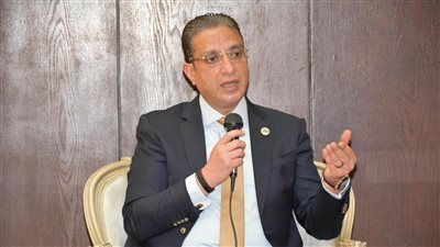 ٧٤٤ متقدما.. محافظ الفيوم يشكل لجنة لترخيص ١٣٧ سيارة أجرة 