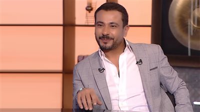 محمد نجاتي يتوعد مهاجميه.. ويبرر موقفه بعد أزمة السيناريو والبطاطس |فيديو