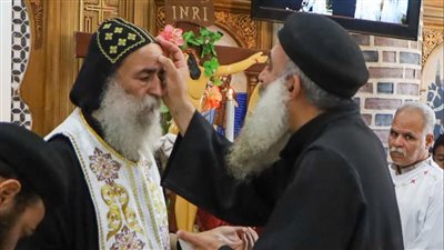 الانبا بيمن يترأس قداس جمعة ختام الصوم l صور