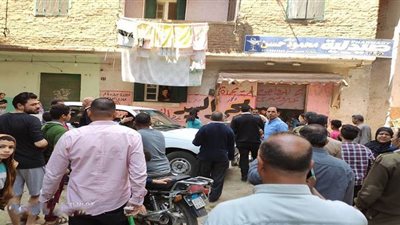 بعد مخالفتها إجراءات مواجهة كورونا.. فض 5 أسواق عشوائية في القليوبية