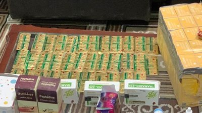 لحظة ضبط مستلزمات طبية مغشوشة بالشرقية l صور