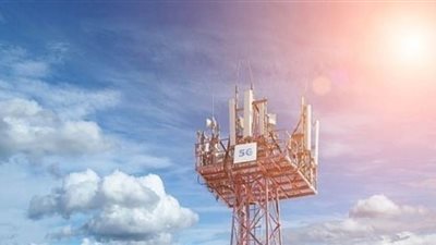 بريطانيا تستنجد بعمالقة التواصل الاجتماعي لمواجهة مزاعم ربط 5G بكورونا