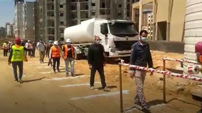 الإسكان: بوابة تعقيم للعمال بمواقع العاصمة الإدارية الجديدة للوقاية من فيروس كورونا | فيديو