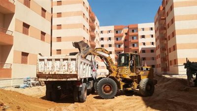 الإسكان: جار الانتهاء من المرافق لعمارات الإسكان الاجتماعى وبيت الوطن بالعبور | صور