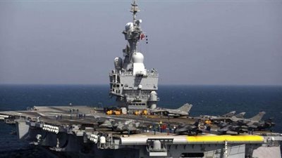 إصابة عدد من طاقم حاملة الطائرات الفرنسية 